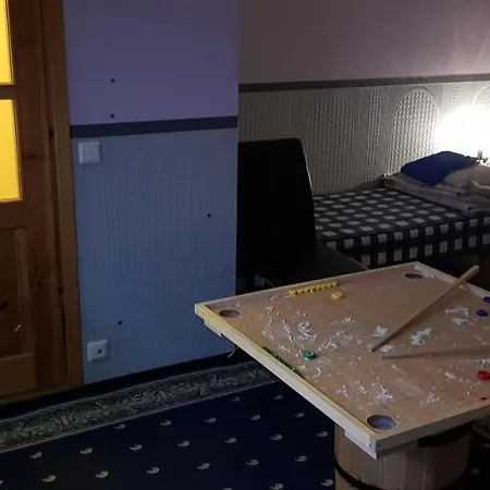 Ranna Hostel Παρνού
