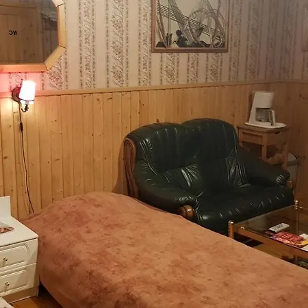 Hostel Ranna Παρνού